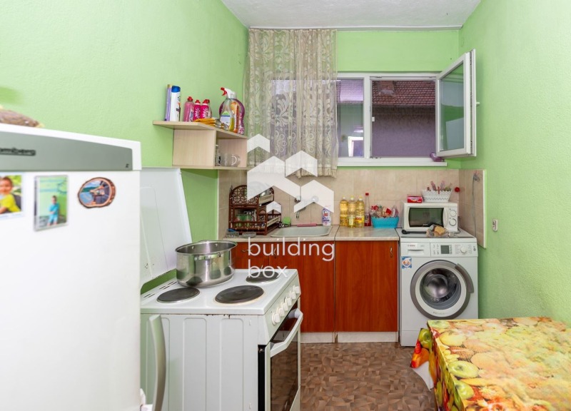 Продава КЪЩА, с. Труд, област Пловдив, снимка 4 - Къщи - 52703158