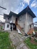 Продава КЪЩА, с. Лазарци, област Велико Търново, снимка 1