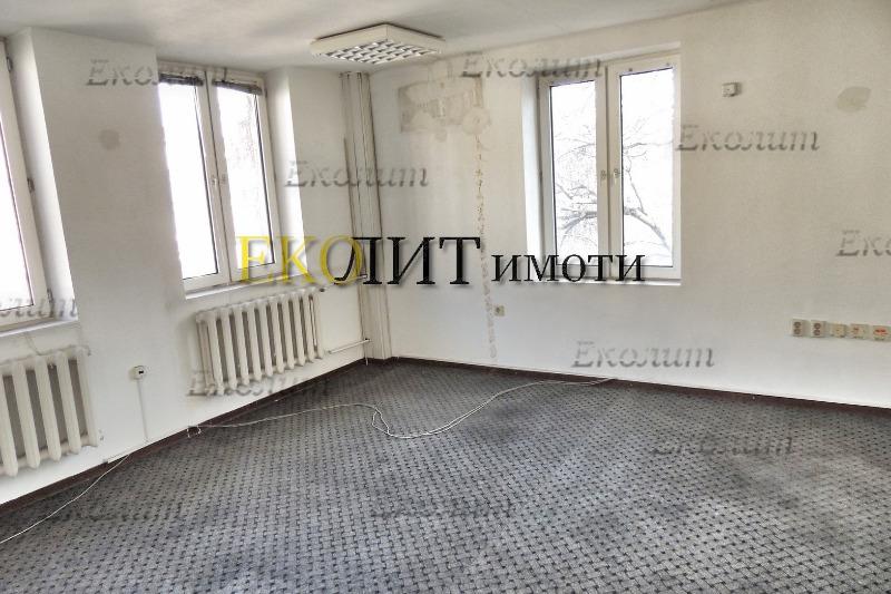 Продава ТЪРГОВСКИ КОМПЛЕКС | Imot.bg — изображение 2