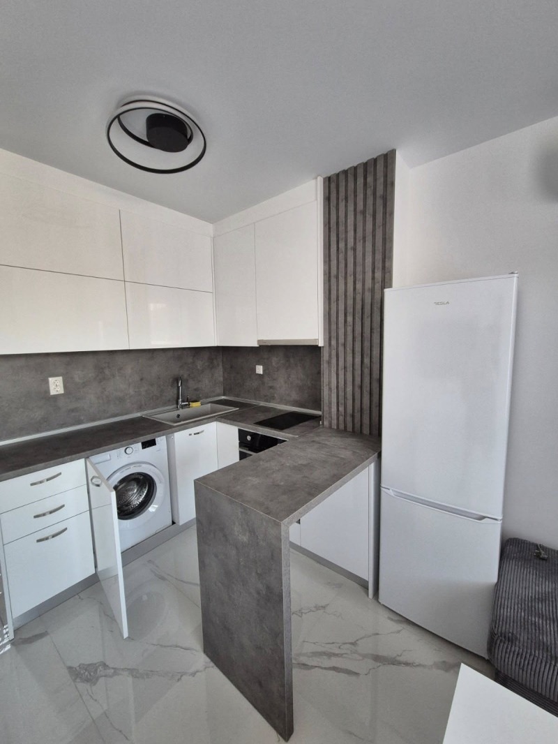 Продава  1-стаен град Пловдив , Кючук Париж , 56 кв.м | 23887810 - изображение [2]