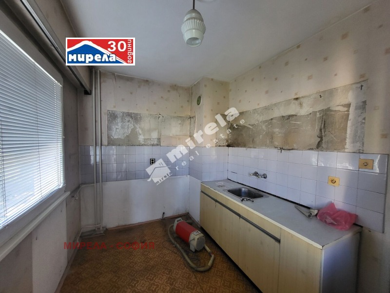 Продава  2-стаен град София , Люлин 9 , 65 кв.м | 50229311 - изображение [8]