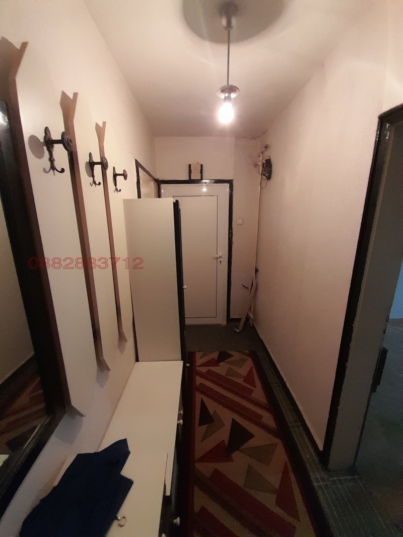 Продава 2-СТАЕН, гр. Шумен, Еверест, снимка 2 - Апартаменти - 53382529