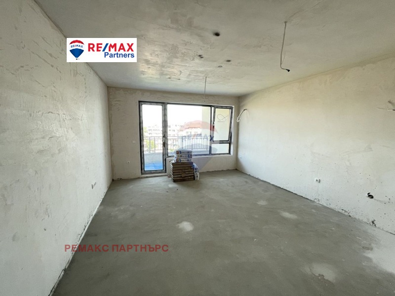 Продава  3-стаен, град Варна, Аспарухово •  139 500 EUR • ID 85250029 — holmes.bg - [1] 