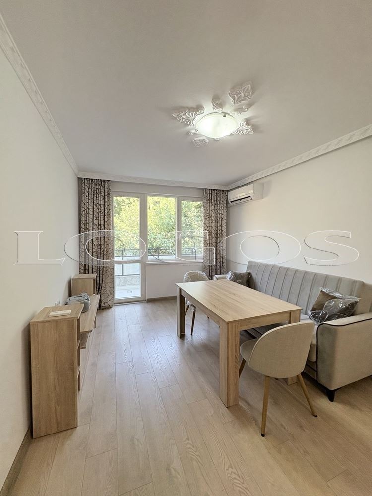 Продава 3-СТАЕН, гр. Варна, Лятно кино Тракия