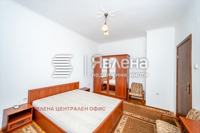 Продава 3-СТАЕН, гр. София, Център, снимка 7 - Апартаменти - 56487393