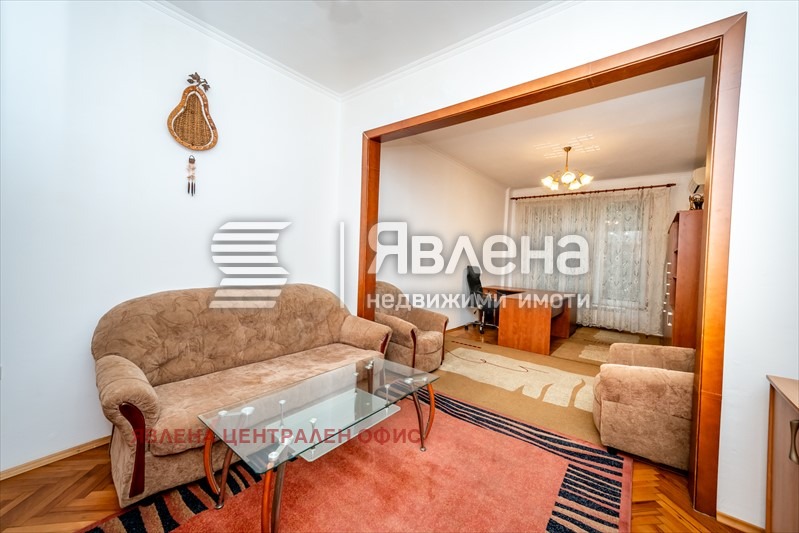 Продава 3-СТАЕН, гр. София, Център, снимка 6 - Апартаменти - 56487393