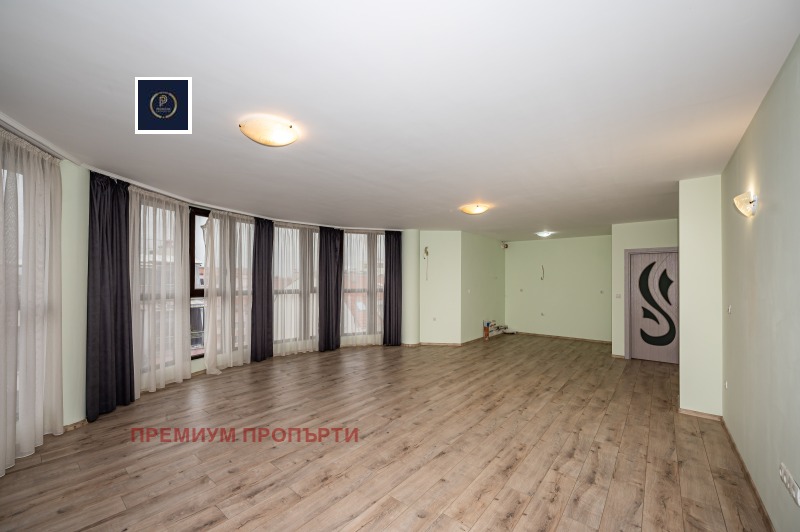 In vendita  3+ camere da letto Plovdiv , Karshiiaka , 208 mq | 86410424 - Immagine [2]