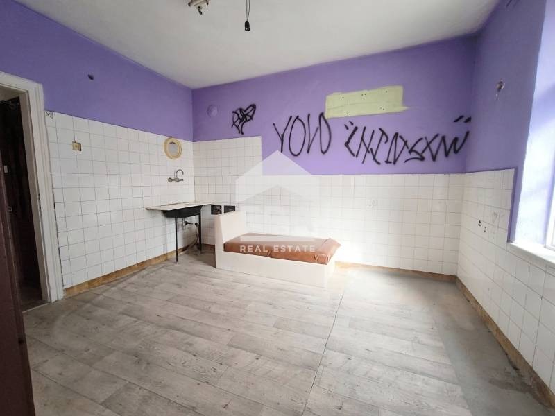 Продава МЕЗОНЕТ, гр. Хасково, Училищни, снимка 2 - Апартаменти - 52607127