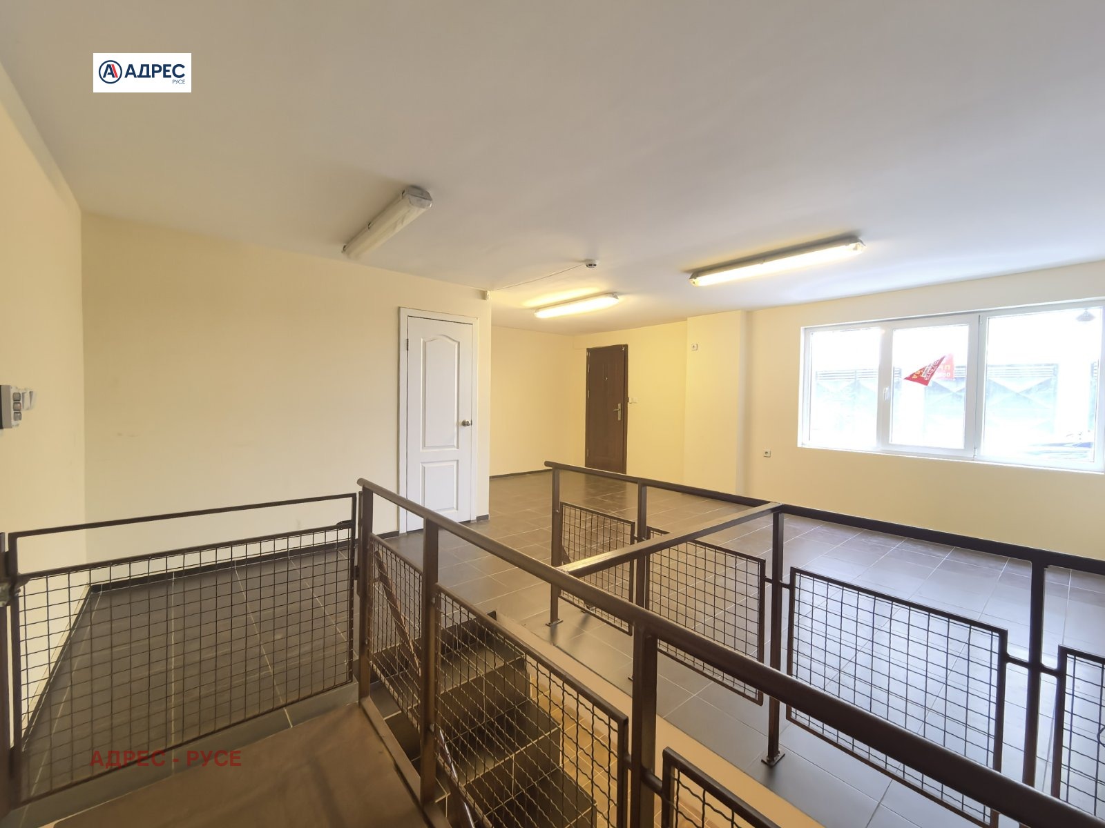 Продава ОФИС, гр. Русе, Ялта, снимка 3 - Офиси - 53961927