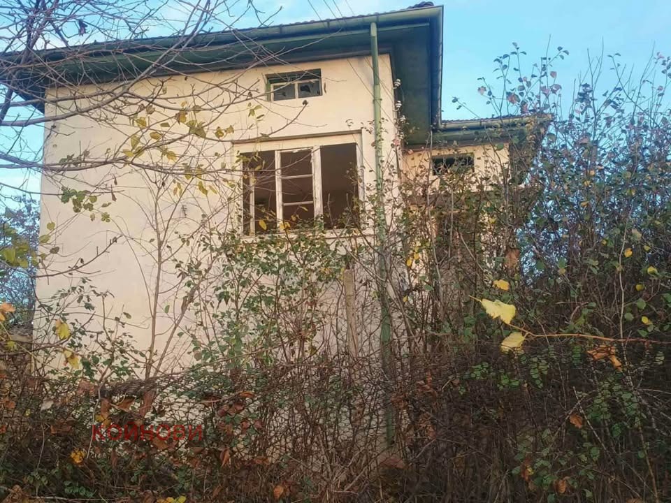 Продава КЪЩА, с. Яздач, област Стара Загора
