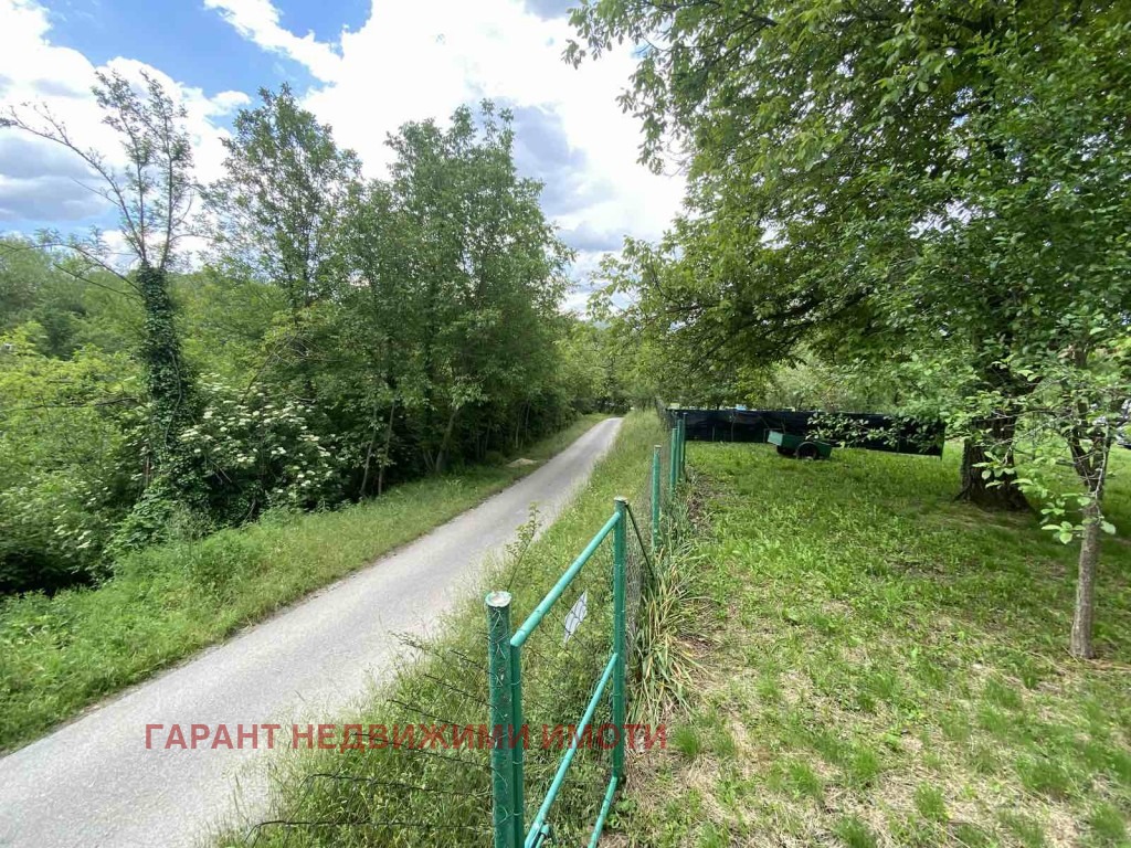 Продава ПАРЦЕЛ, с. Поповци, област Габрово