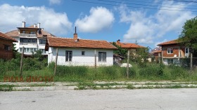 КЪЩА, 60 m2