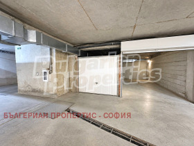 Продава  Гараж, Паркомясто, град София
