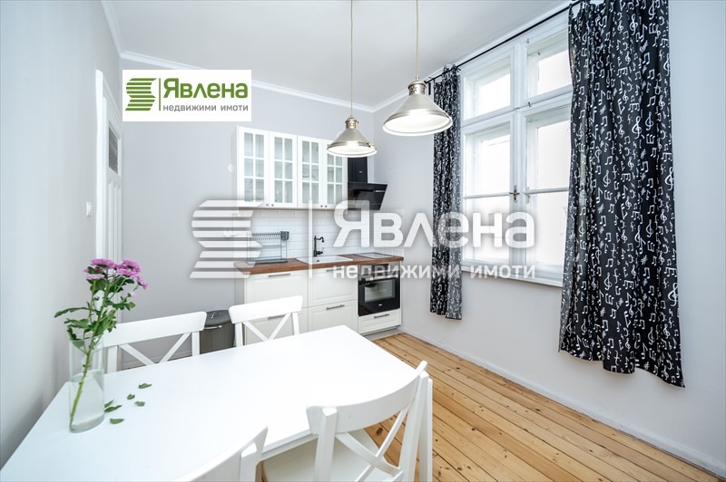 Продава 3-СТАЕН, гр. София, Оборище, снимка 2 - Aпартаменти - 49320686