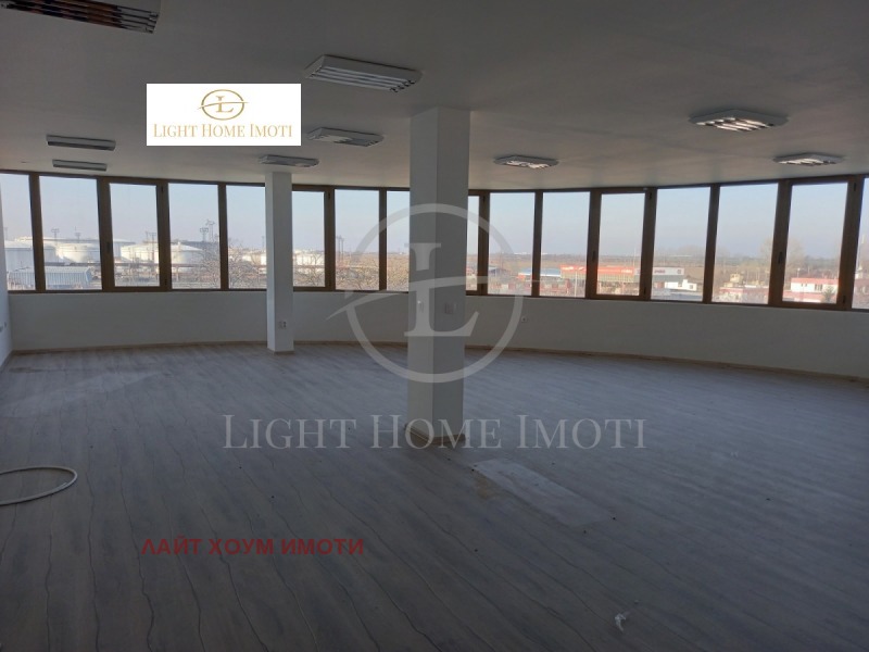 En venta  Oficina Plovdiv , Karshiyaka , 84 metros cuadrados | 66862117 - imagen [2]
