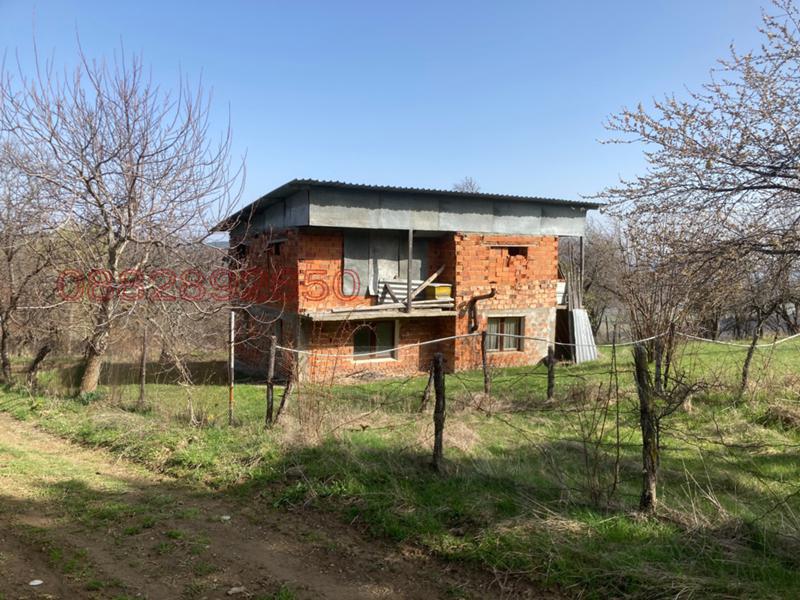 Продава КЪЩА, с. Цървеняно, област Кюстендил