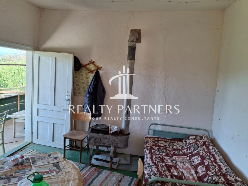 Продава КЪЩА, с. Горна Врабча, област Перник, снимка 6 - Къщи - 52321891