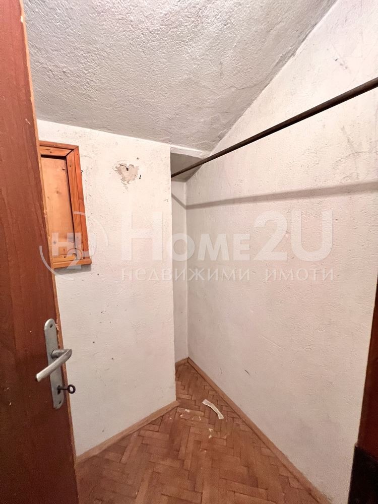 Продава КЪЩА, гр. София, в.з.Бункера, снимка 9 - Къщи - 52550523