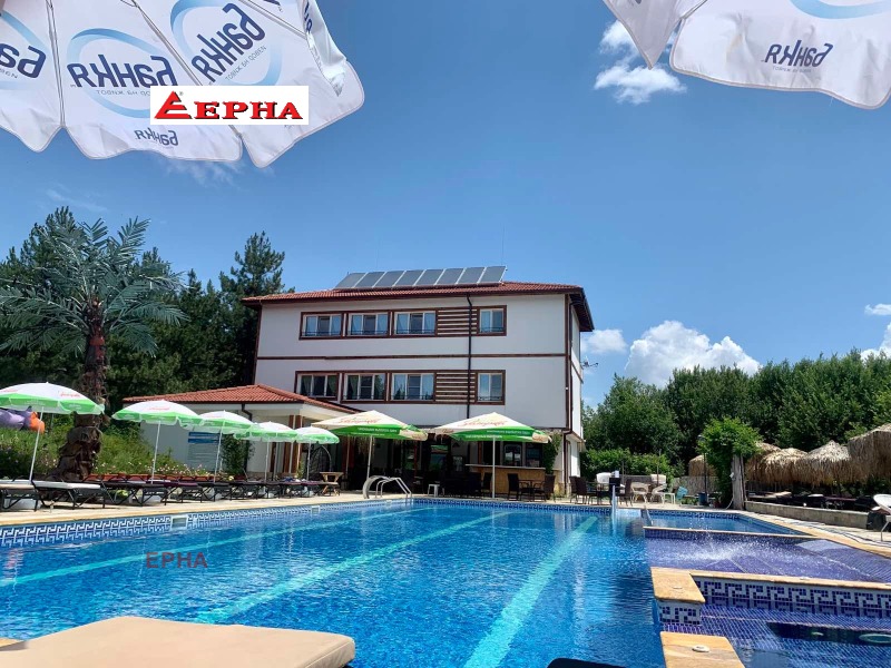 Продава ХОТЕЛ в област Хасково, с. Минерални бани - 587 кв.м / 680 000 € » 1 329 964.40 лв., ЕРНА