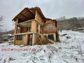 Casa Vishovgrad, regione Veliko Tarnovo 1