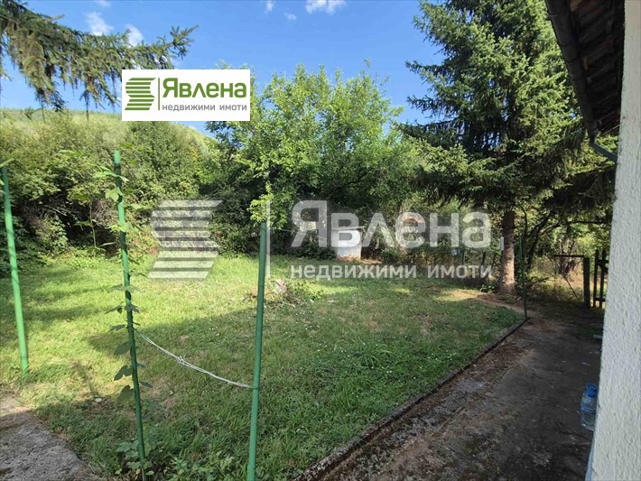 Продава КЪЩА, с. Врачеш, област София област, снимка 9 - Къщи - 52298163