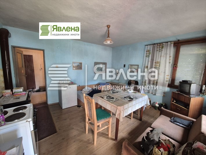 Продава КЪЩА, с. Врачеш, област София област, снимка 3 - Къщи - 52298163