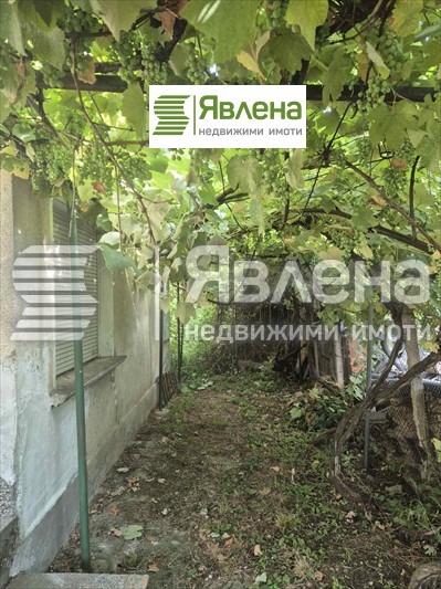 Продава КЪЩА, с. Врачеш, област София област, снимка 10 - Къщи - 52298163