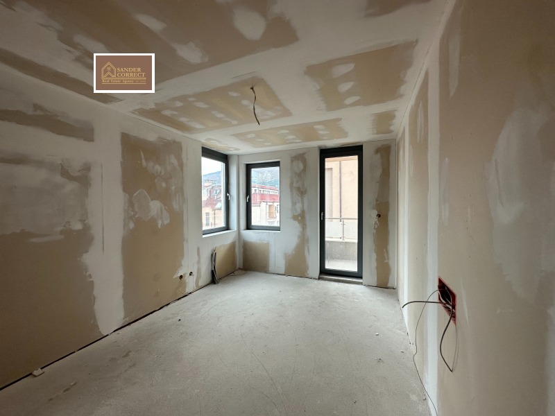 Продается  3 спальни София , Бъкстон , 142 кв.м | 80746769 - изображение [7]