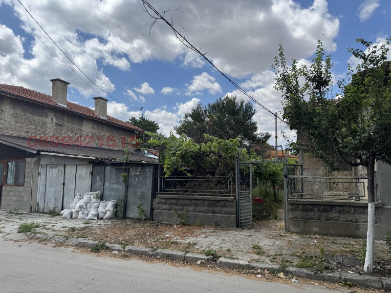 Продава КЪЩА, гр. Нови пазар, област Шумен, снимка 2 - Къщи - 52787335