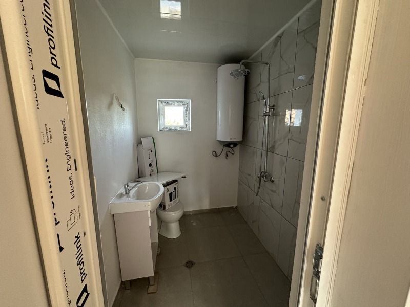 Продава КЪЩА, с. Змеево, област Добрич, снимка 8 - Къщи - 53039657