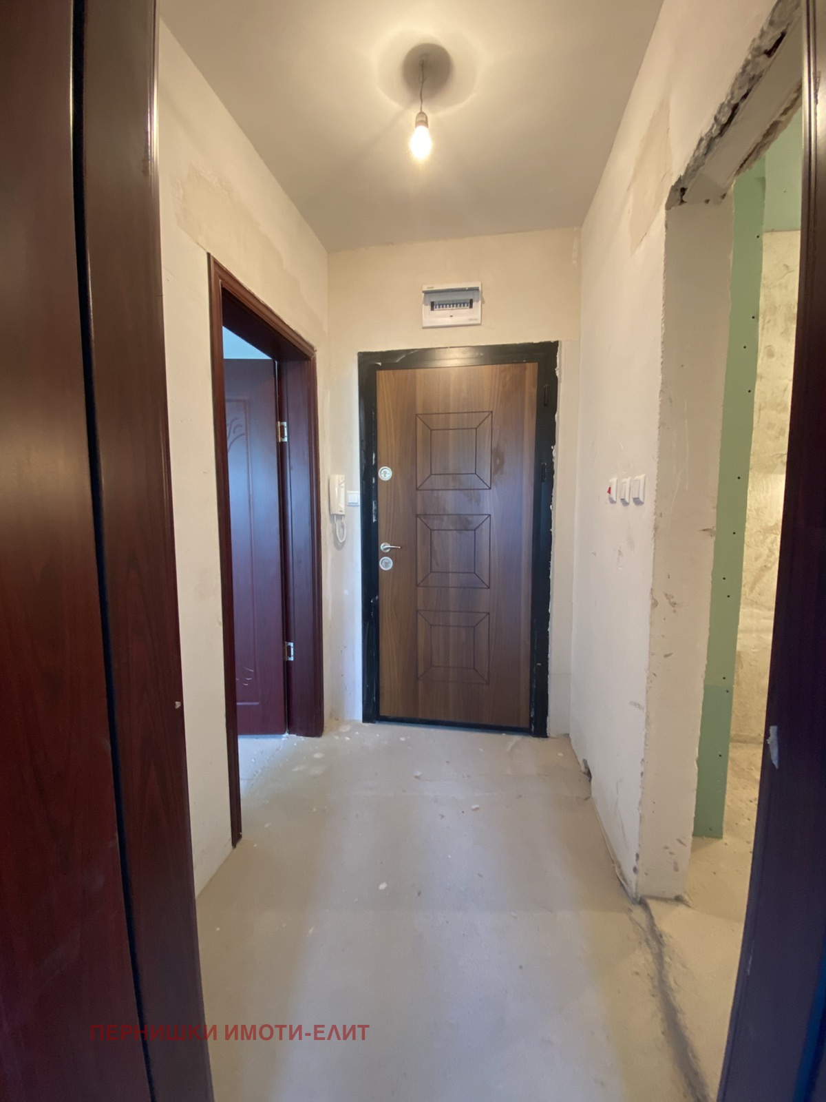 Продава 3-СТАЕН, гр. Перник, Изток, снимка 5 - Апартаменти - 54832008
