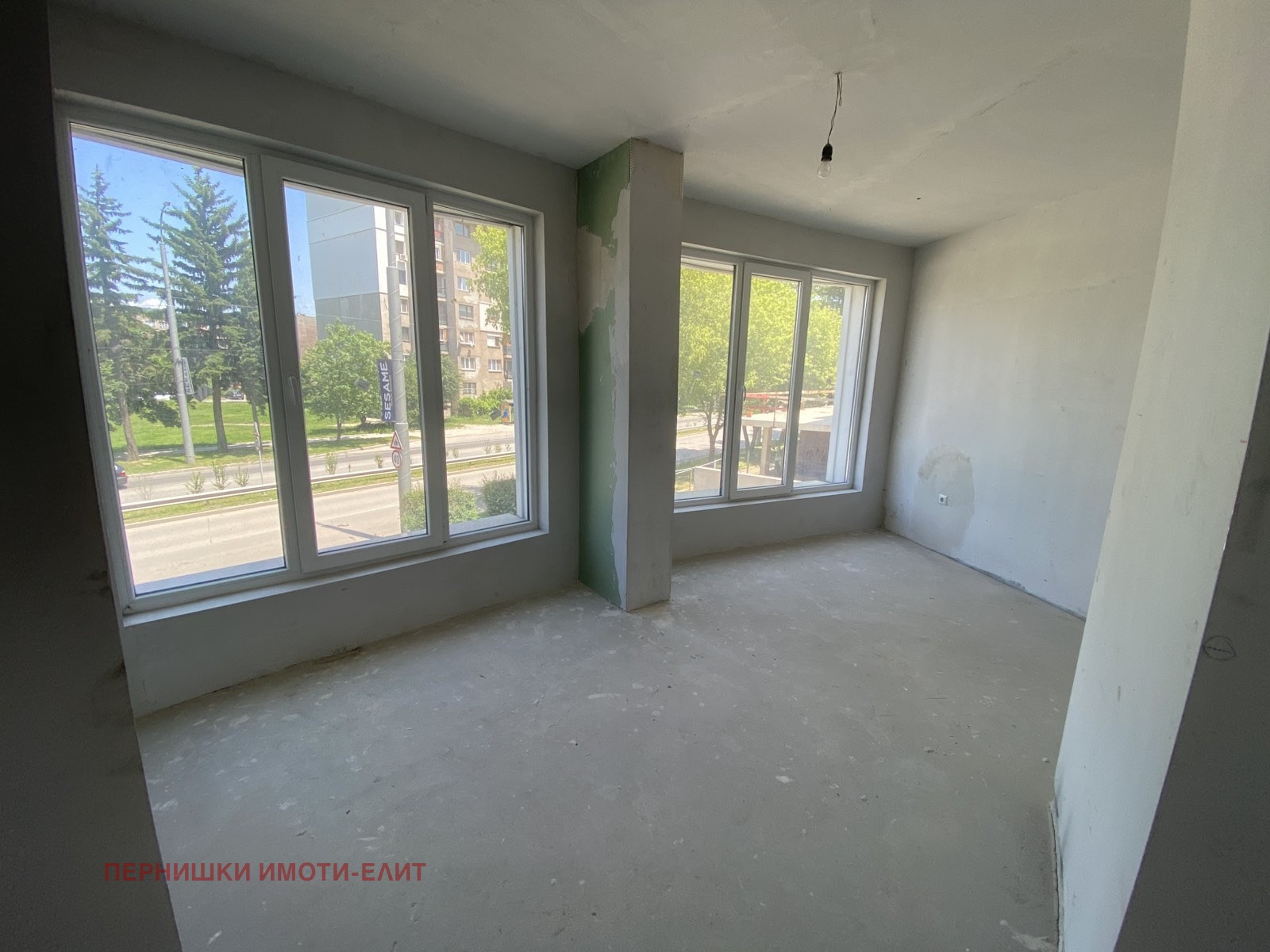 Продава 3-СТАЕН, гр. Перник, Изток, снимка 4 - Апартаменти - 54832008