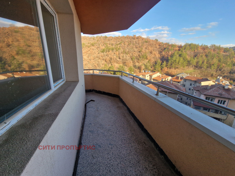 Продава МНОГОСТАЕН в град Благоевград, Широк център - 107 кв.м / 125 000 € » 244 478.75 лв., СИТИ ПРОПЪРТИС