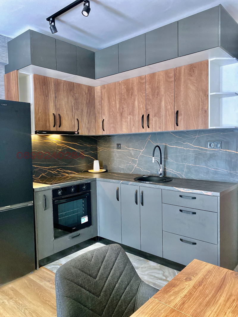 Eladó  2 hálószobás Plovdiv , Gagarin , 65 négyzetméter | 54585576 - kép [2]