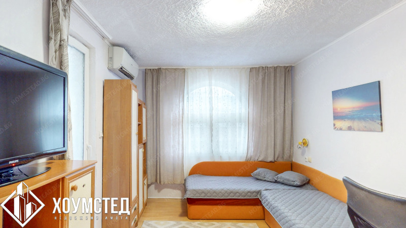 Продава 4-СТАЕН, гр. Бургас, Възраждане, снимка 4 - Апартаменти - 53473049