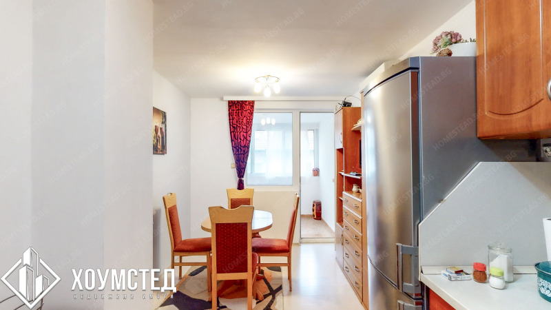 Продава 4-СТАЕН, гр. Бургас, Възраждане, снимка 2 - Апартаменти - 53473049