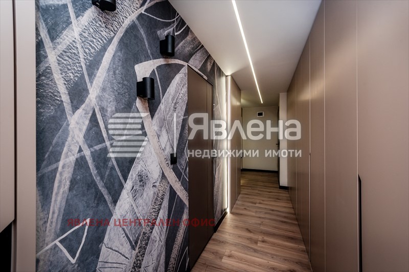 Продава 4-СТАЕН, гр. София, Център, снимка 17 - Апартаменти - 53941379