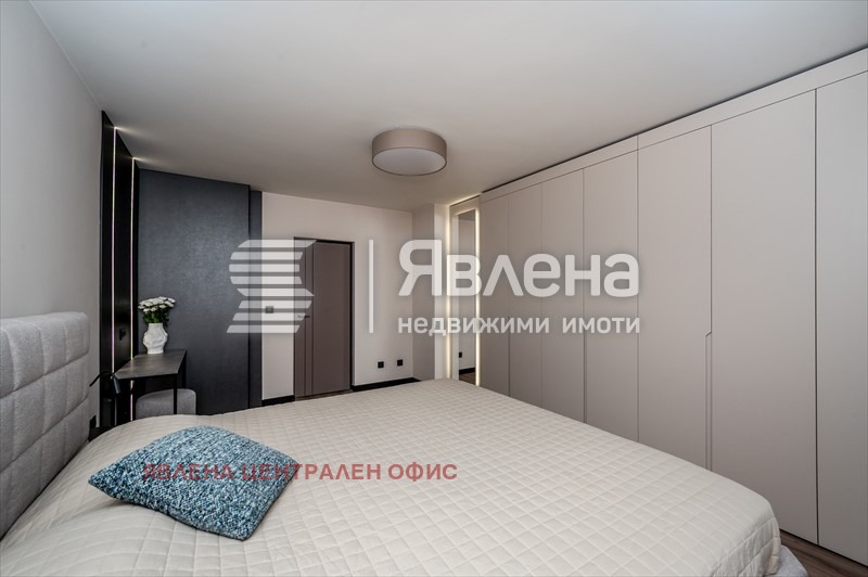 Продава 4-СТАЕН, гр. София, Център, снимка 8 - Апартаменти - 53941379