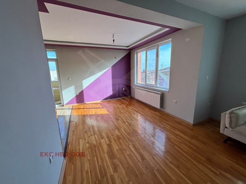 Продава ЕТАЖ ОТ КЪЩА, гр. Асеновград, област Пловдив, снимка 2 - Етаж от къща - 52536589