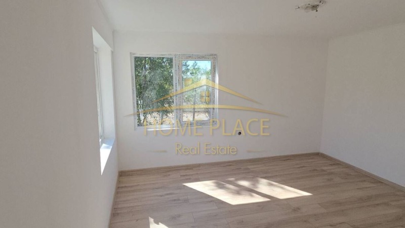 Продава КЪЩА, с. Червенци, област Варна, снимка 4 - Къщи - 52875948