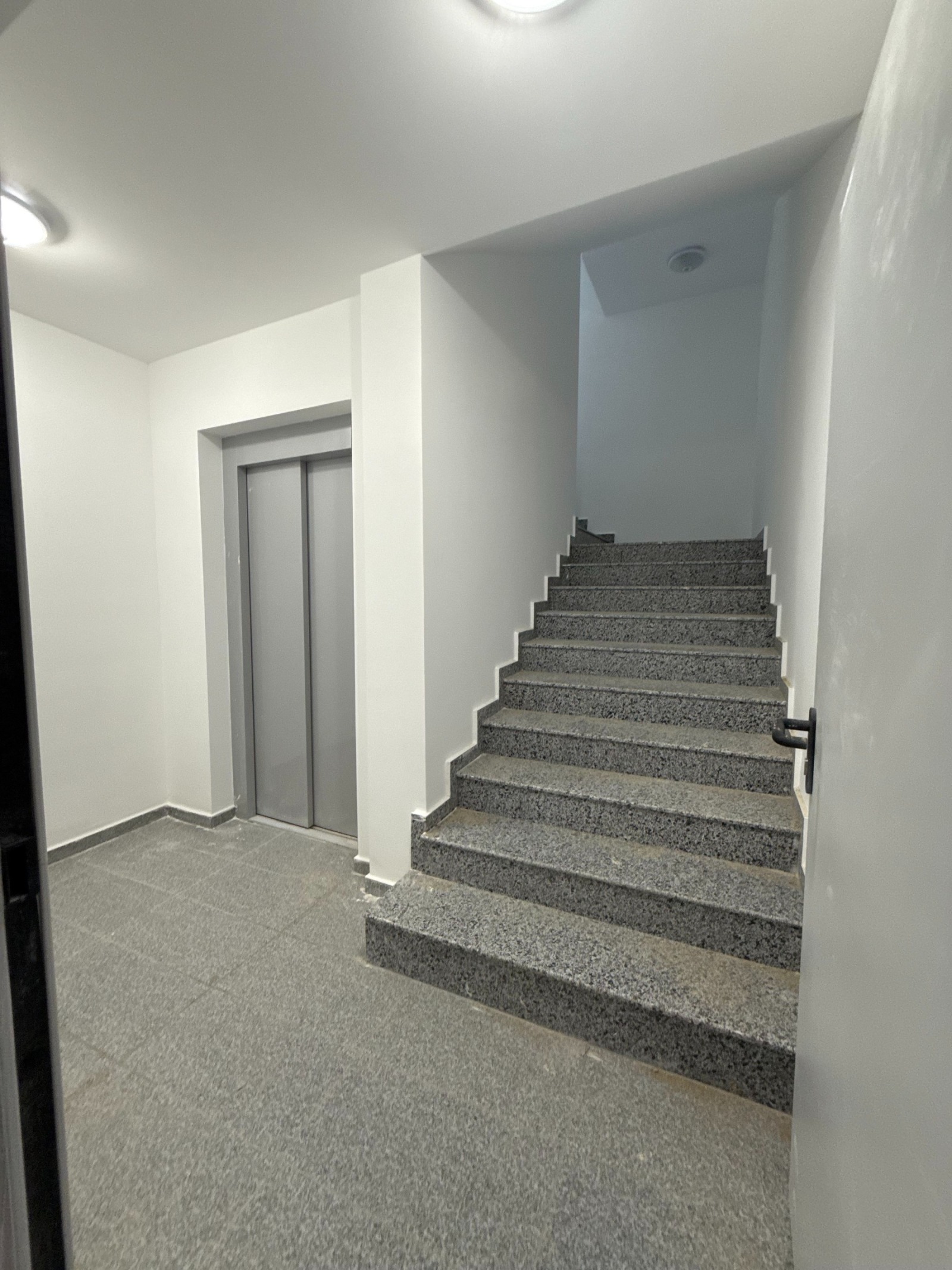 ������� 2-����� | Imot.bg � ����������� 11