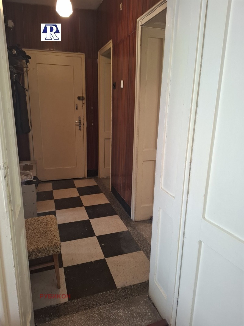 Продава  2-стаен град Плевен , Широк център , 64 кв.м | 54275272 - изображение [6]