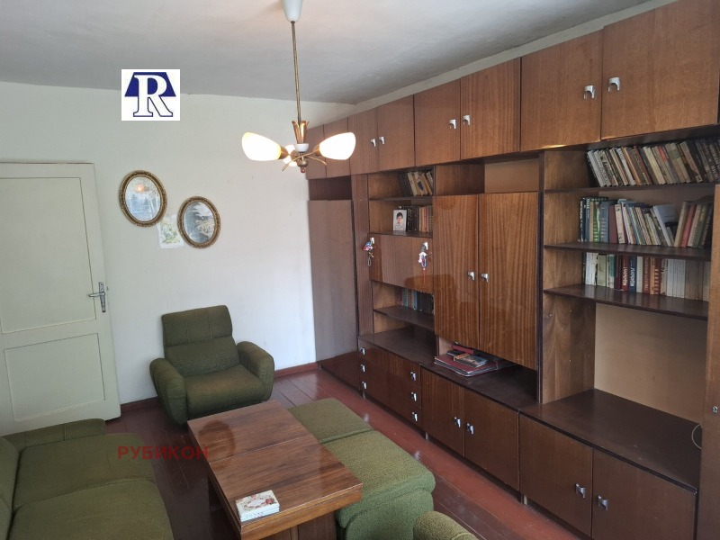 Продава  2-стаен град Плевен , Широк център , 64 кв.м | 54275272 - изображение [3]