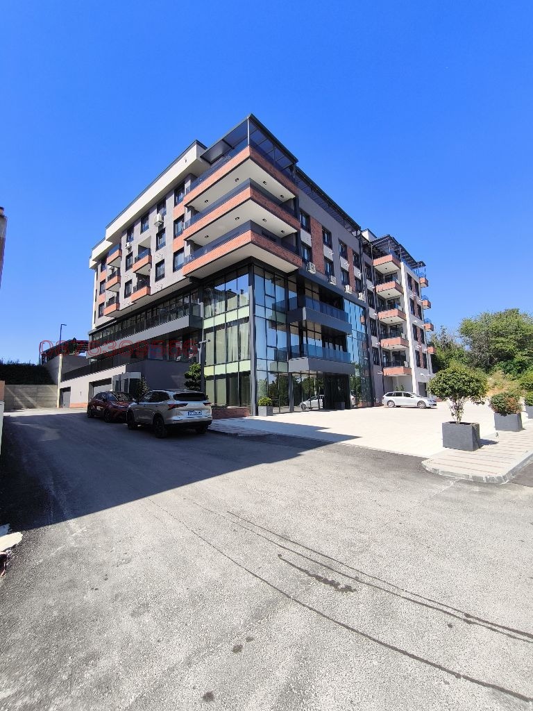 Продава 3-СТАЕН, гр. Велико Търново, Зона Б, снимка 2 - Апартаменти - 55499081