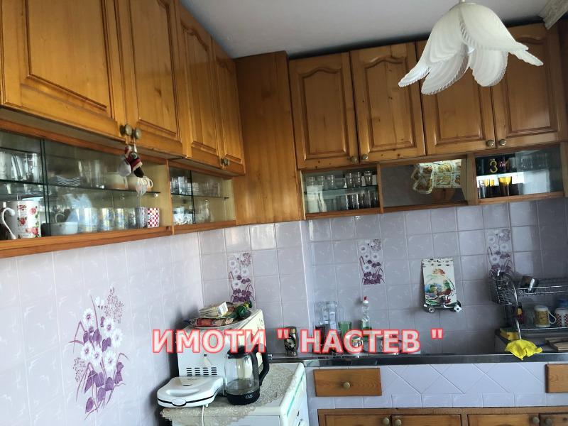 Продава  4-стаен град Шумен , Боян Българанов 1 , 110 кв.м | 79337710 - изображение [14]