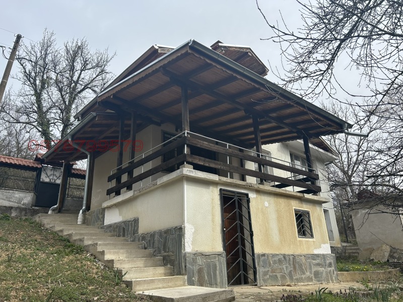 Продава ВИЛА, с. Шодековци, област Велико Търново, снимка 4 - Вили - 52780213