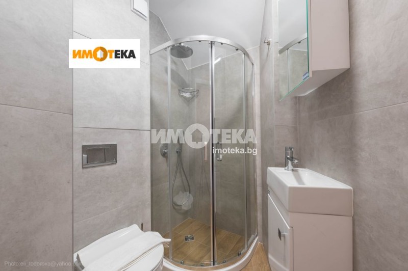 À venda  1 quarto Varna , Vazrajdane 4 , 104 m² | 32933676 - imagem [2]