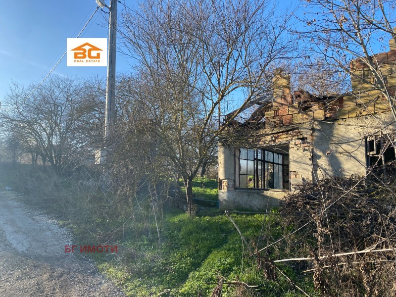 Продава КЪЩА, с. Куманово, област Варна, снимка 3 - Къщи - 52831184