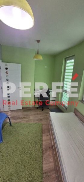 Продава 3-СТАЕН, гр. Бургас, област Бургас, снимка 3 - Aпартаменти - 49536660