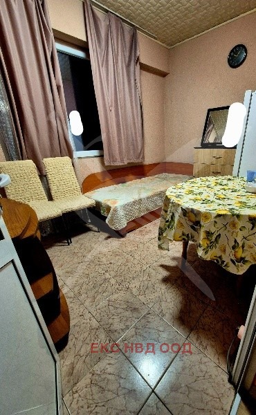 Продава 2-СТАЕН, гр. Пловдив, Изгрев, снимка 2 - Апартаменти - 52830935